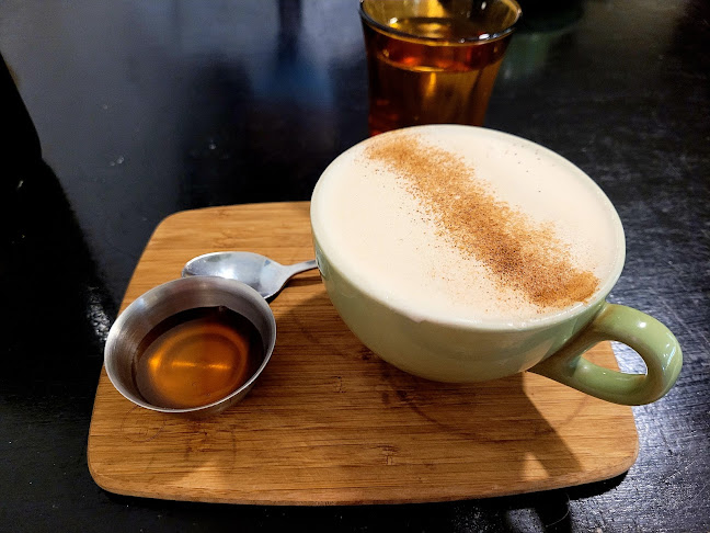 Comentarii opinii despre WoodHouse Cafe