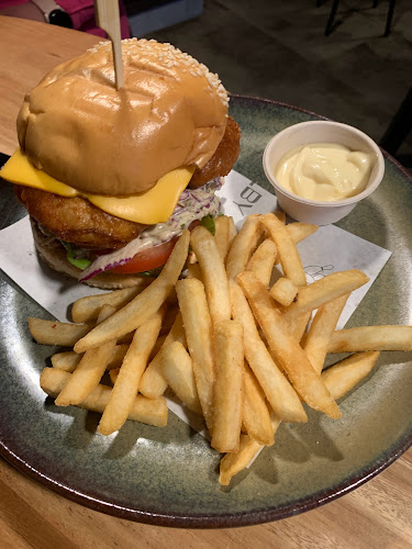 Comentarii opinii despre The Alby