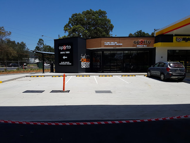 Comentarii opinii despre Oporto Berkeley Vale Drive Thru