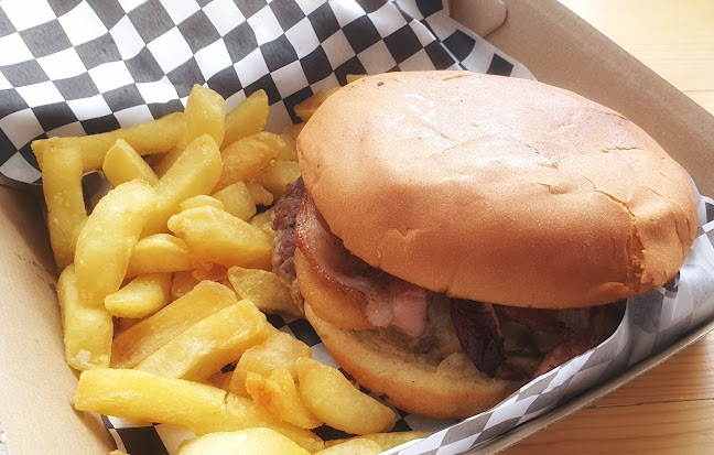 SALTY DOG SEAFOOD AND GRILL - Port Adelaide