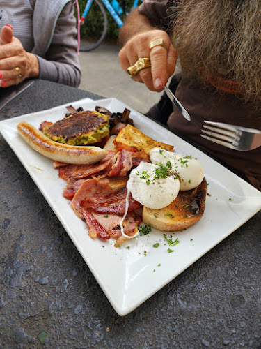 The Golden Fleece Cafe - Willunga