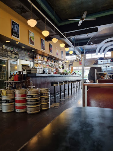 The Moon - Hospitality and gastronomy