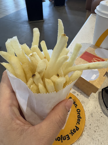 Opinii despre McDonald's Coolangatta II în Coolangatta - Hospitality and gastronomy