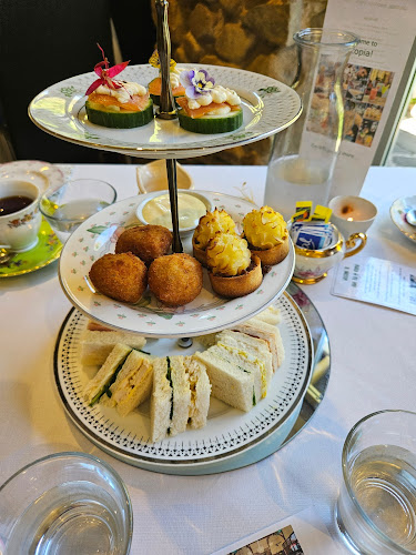 Utopia @ Waterfall Gully