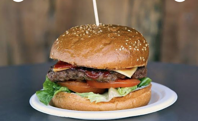 The Entrance Lake House - Hospitality and gastronomy