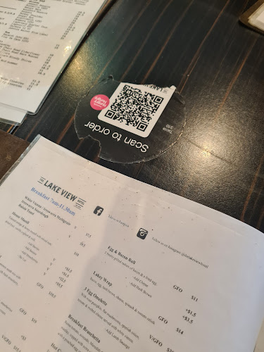 Comentarii opinii despre The Lake View Hotel