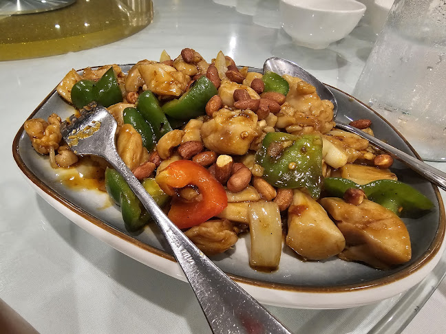 Sundale, level 1/2 Como Cres, Southport QLD 4215