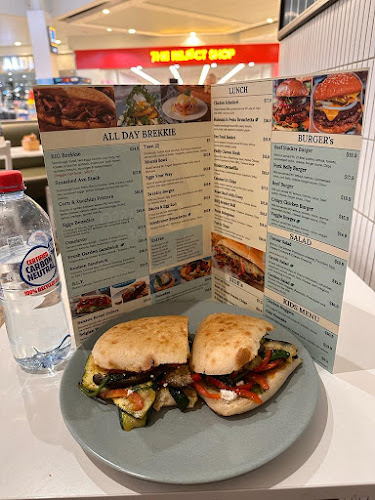 Opinii despre D espresso Caffe în Bateau Bay - Hospitality and gastronomy