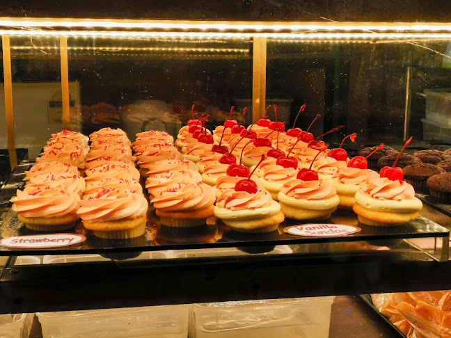 Cupcakes on Pitt - Hospitality and gastronomy