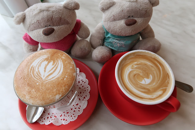 Poets Cafe - Montville