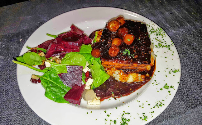 16 Letchworth Centre Ave, Salter Point WA 6152