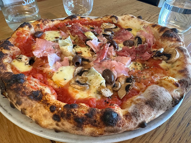 FIGO Pizza - Hospitality and gastronomy