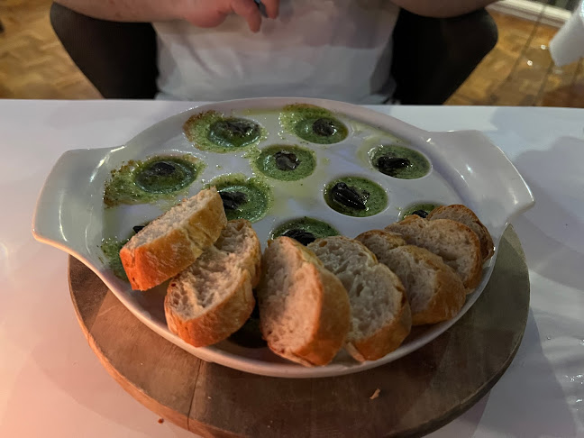 Opinii despre C'est Bon în Cairns City - Hospitality and gastronomy