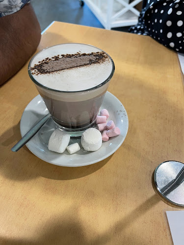 Caldermeade Farm & Cafe - Melbourne