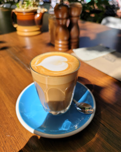 Peter Rabbit Cafe - Hospitality and gastronomy