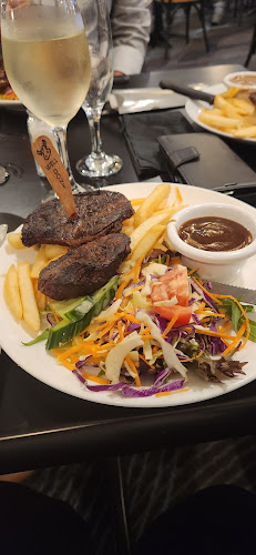 The Belmore Hotel - Hospitality and gastronomy