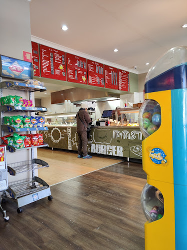 Goulburn Charcoal Chicken - Hospitality and gastronomy