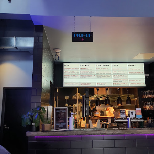 Comentarii opinii despre The Standard