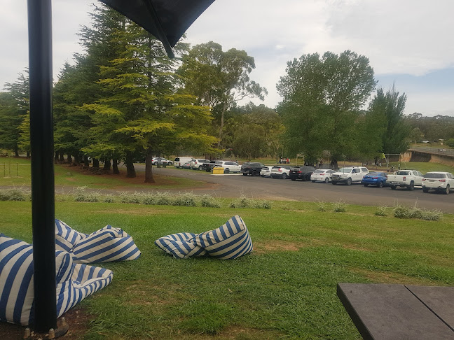 Lakeside Kiosk & Cafe - Hospitality and gastronomy