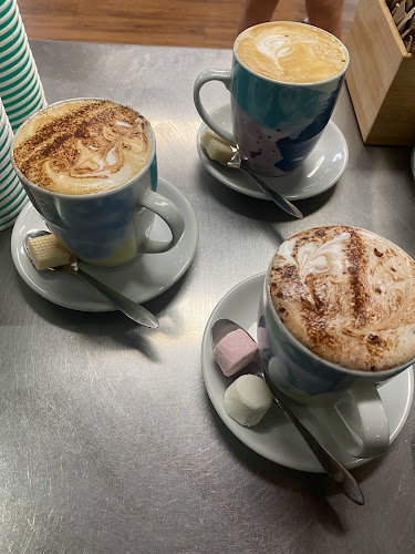 Opinii despre Cafe Four în Albion Park - Hospitality and gastronomy