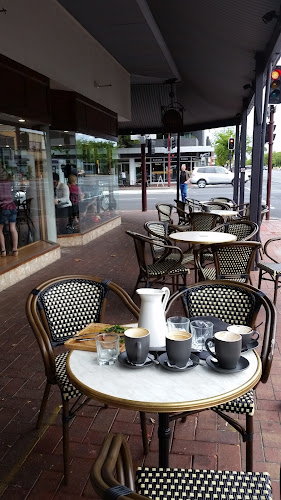 St Louis House of Fine Ice Cream and Desserts