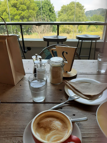 Robertson Cheese Factory - Hospitality and gastronomy