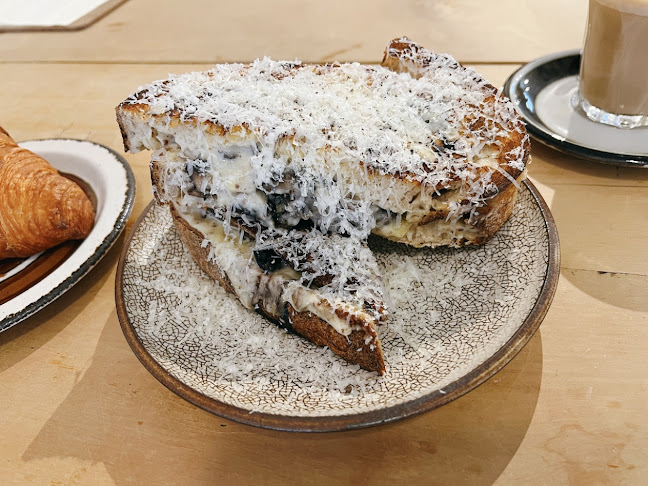 Sunbear Coffee - Hospitality and gastronomy