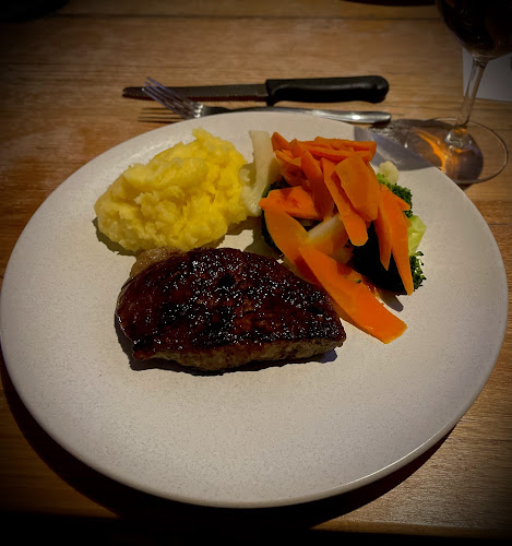 Jungle Duke Hotel - Hospitality and gastronomy