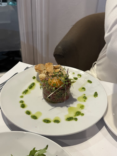 Comentarii opinii despre C'est Bon