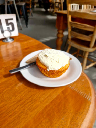 Comentarii opinii despre Driftwood Café