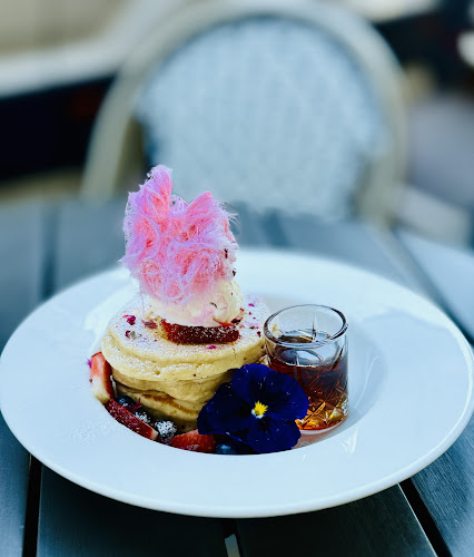 Overtime Cafe & Bar - Hospitality and gastronomy