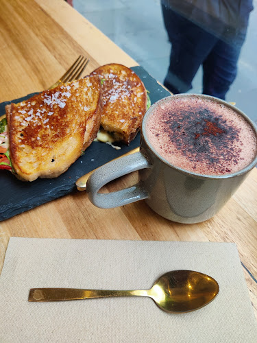 Shop 3/188 Little Collins St, Melbourne VIC 3000