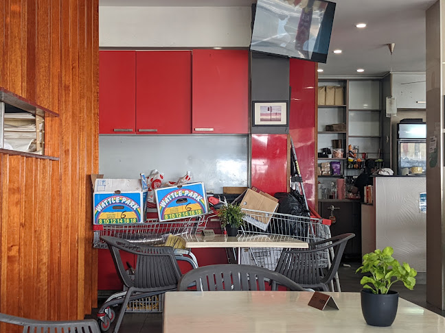 Montmartre By The Sea - Hospitality and gastronomy