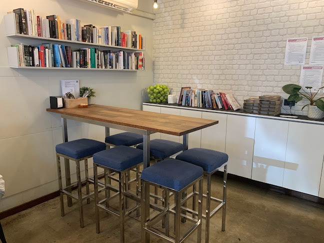 1/40-42 Hanlan St, Surfers Paradise QLD 4217