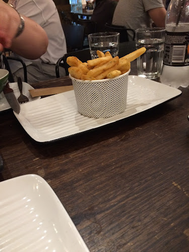 Shop 3010, Northcott Dr, Kotara NSW 2289