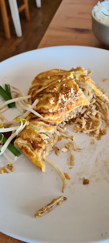 Shop13/156/158 Spring St, Middle Ridge QLD 4350