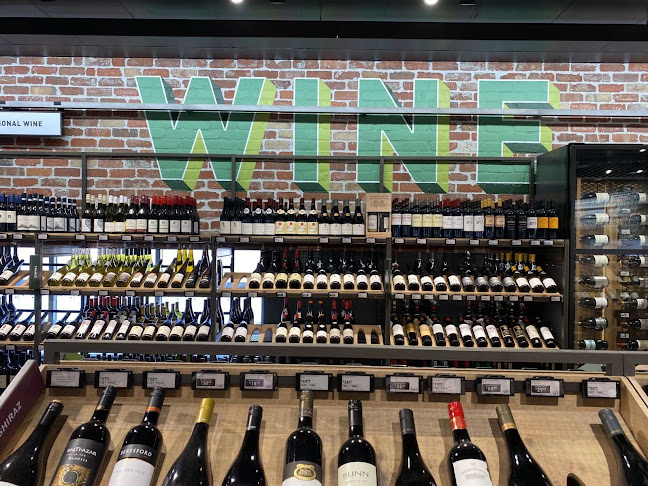 Dan Murphy's Hyde Park - Hospitality and gastronomy