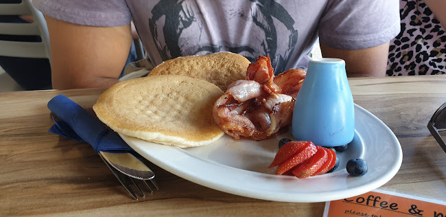 Batehaven Bakehouse - Hospitality and gastronomy