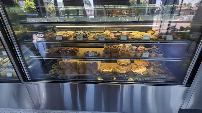 Georgetown Cake Shop - Hospitality and gastronomy