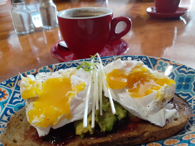 Opinii despre Brewsters Foodstore & Cafe în Garfield - Hospitality and gastronomy