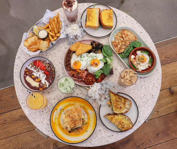 RÜH Wollongong - Hospitality and gastronomy