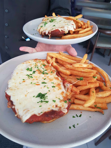 Comentarii opinii despre Central Lounge