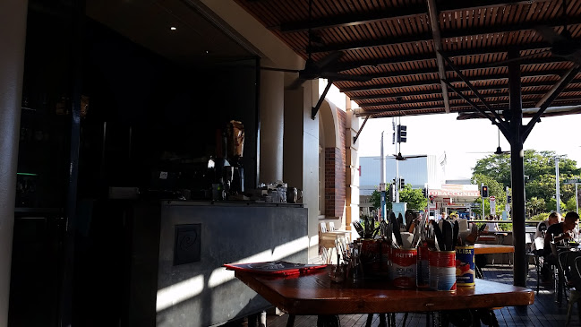 38 Abbott St, Cairns City QLD 4870