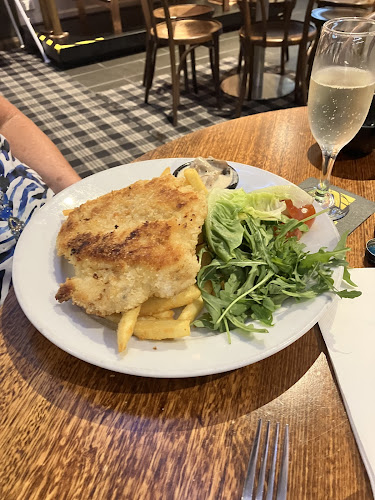 Opinii despre Star Hotel Albury în Albury - Hospitality and gastronomy