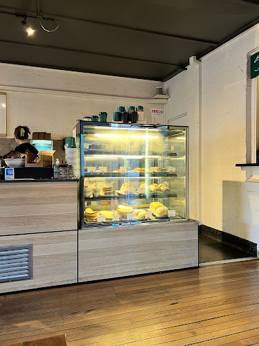 Comentarii opinii despre Runner Duck Coffee