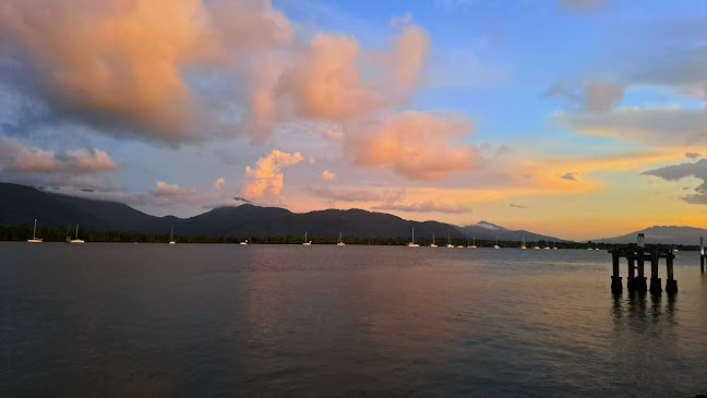 Mondo on the Waterfront - Cairns City