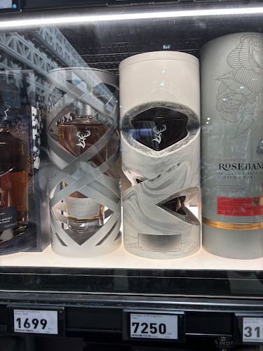 Dan Murphy's Hyde Park