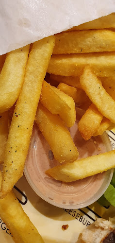 Comentarii opinii despre Cheeseburger Adelaide