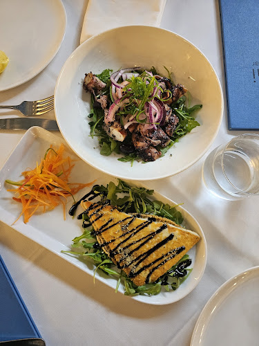 Santorini Restaurant Grill Bar