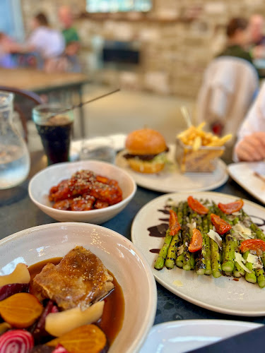 Sitting Duck - Hospitality and gastronomy